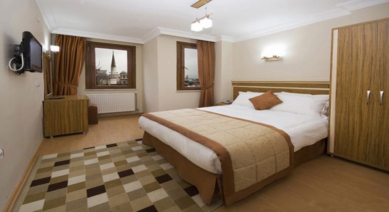 Hotel May