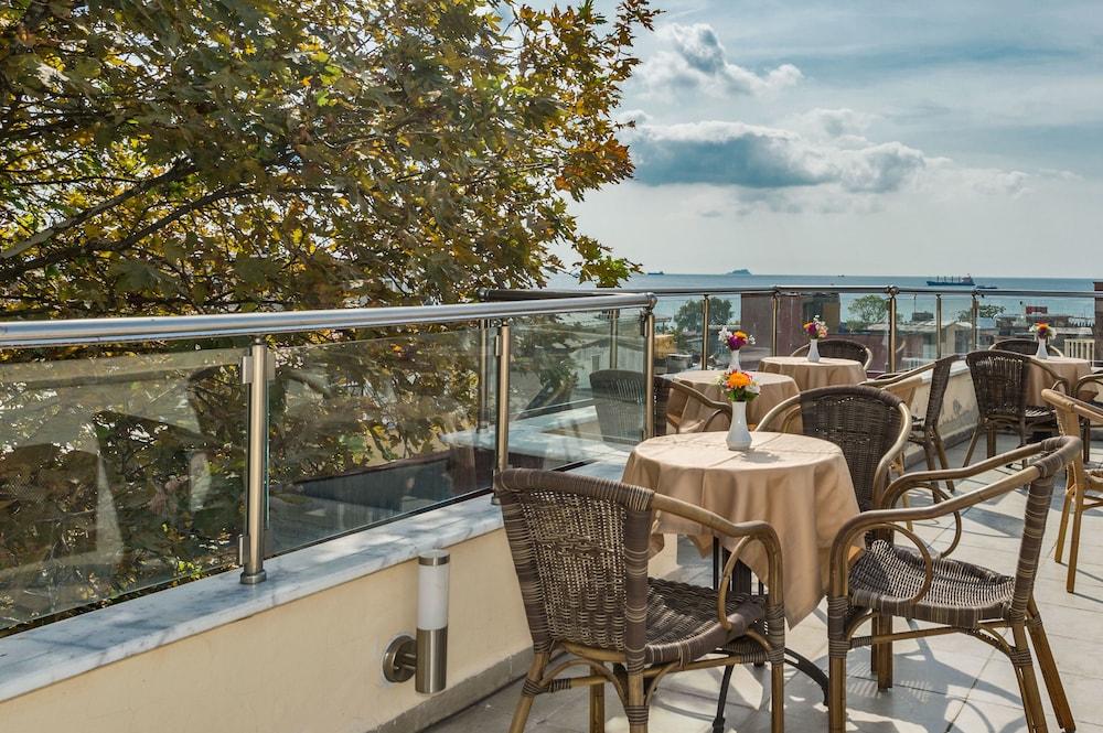 May Hotel Istanbul מלון 3*